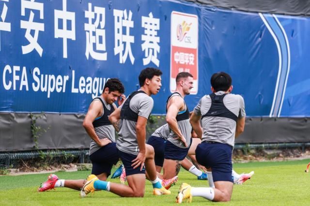 开云体育-广州城人员进行优化 再遇苦主能否终结不胜纪录？